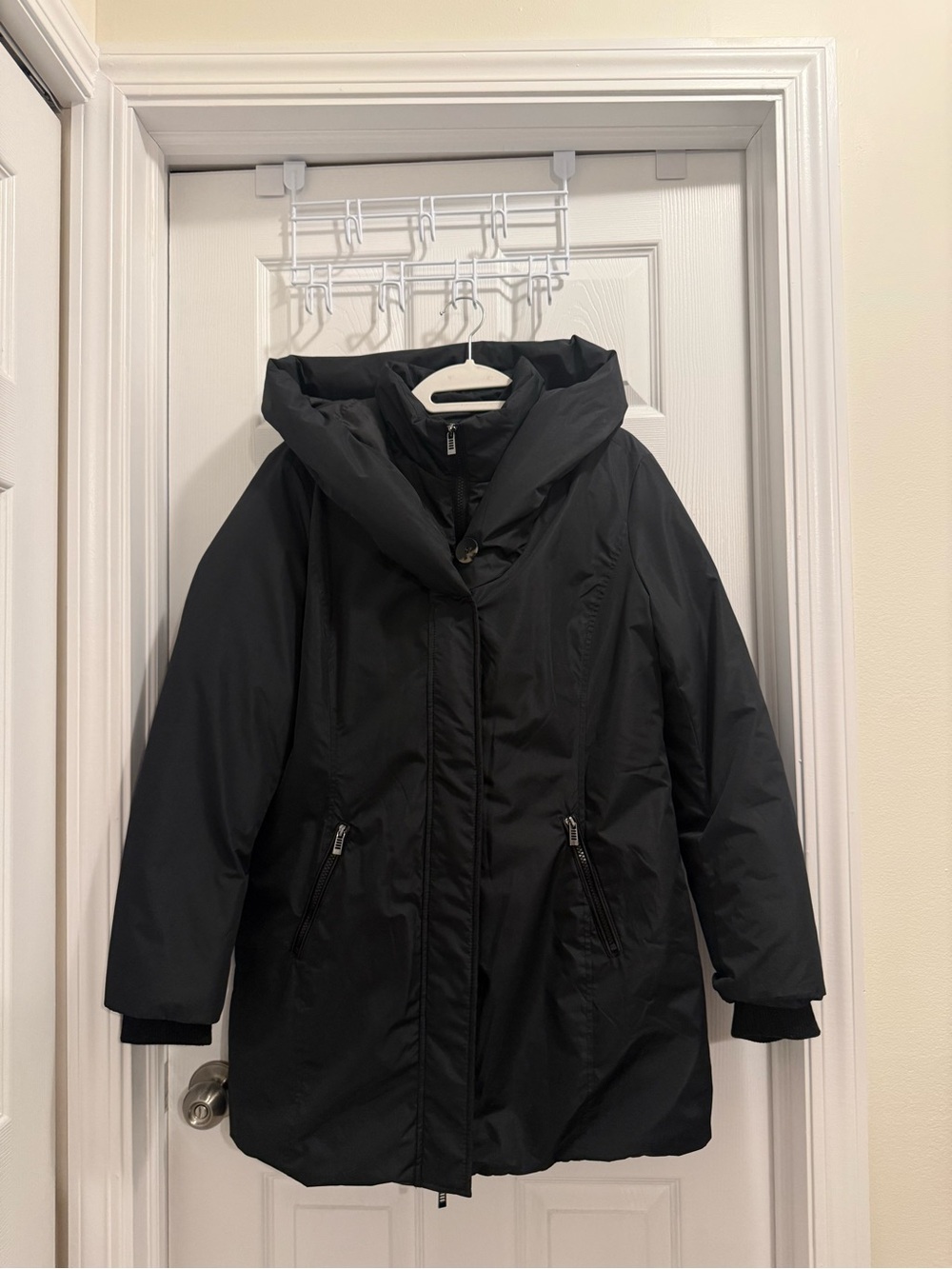NWT Reitmans "Warmest" Heavy Winter Coat Jacket Black - Size M